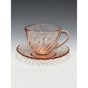(1) Vintage Arcoroc France Rosaline Pink Swirl‎ Teacup & Saucer Glass